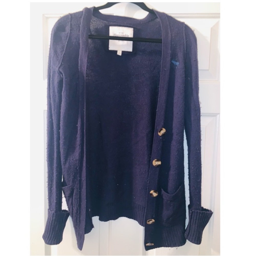 🔥4 for $30 Abercrombie & Fitch Cardigan Sweater